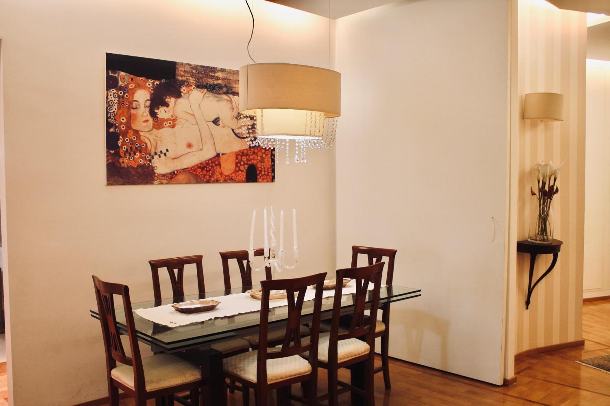 Chic And Elegant Apartment In The Heart Of Рим Экстерьер фото